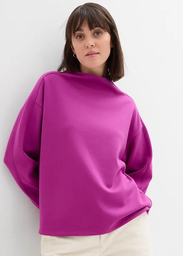 Oversize-Sweatshirt aus weichem Scuba in lila von vorne (im Anschnitt) - bonprix Oversize-Sweatshirt aus weichem Scuba in lila von vorne (im Anschnitt) - bonprix
