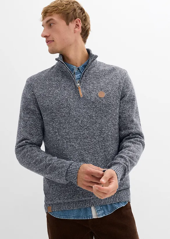 Pullover in Regular Fit in blau von vorne (im Anschnitt) - bonprix