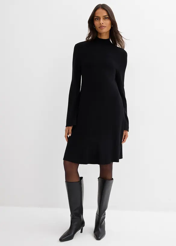 Strickkleid in A-Linie aus Viskose-Mix in schwarz von vorne (Totalaufnahme) - bonprix Strickkleid in A-Linie aus Viskose-Mix in schwarz von vorne (Totalaufnahme) - bonprix