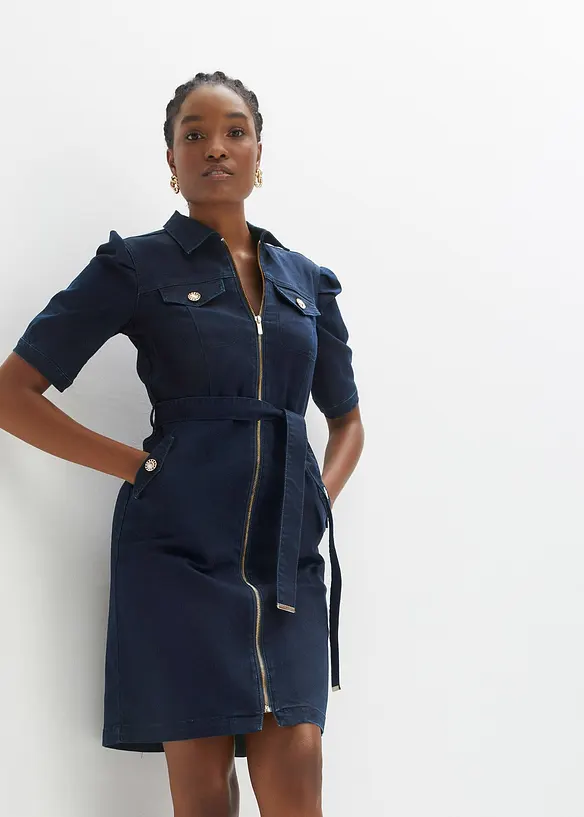 Jeanskleid in blau von vorne (Totalaufnahme) - bonprix Jeanskleid in blau von vorne (Totalaufnahme) - bonprix