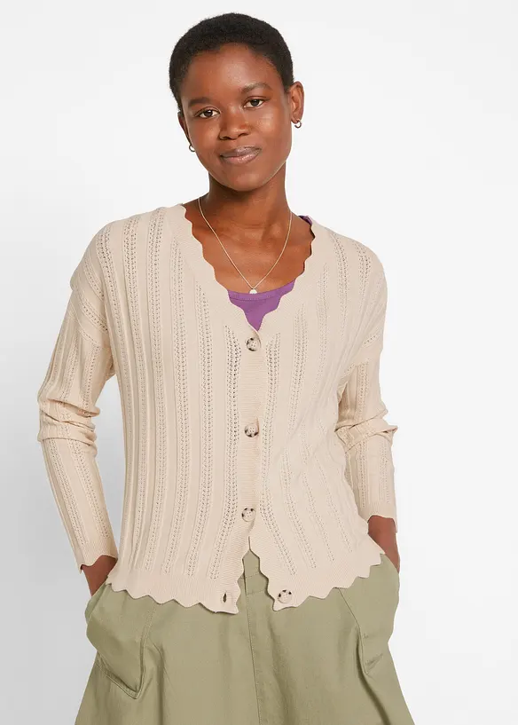 Kurze Ajour-Strickjacke in beige von vorne (im Anschnitt) - bonprix Kurze Ajour-Strickjacke in beige von vorne (im Anschnitt) - bonprix