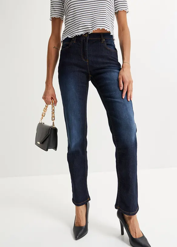 Straight-Jeans Mid Waist, Stretch in blau von vorne - bonprix