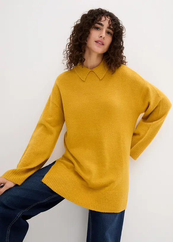 Oversize Pullover mit Turtleneck und Seitenschlitzen in gelb von vorne (im Anschnitt) - bonprix Oversize Pullover mit Turtleneck und Seitenschlitzen in gelb von vorne (im Anschnitt) - bonprix