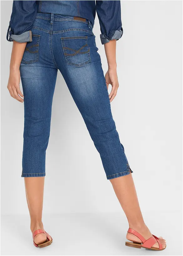 Capri-Jeans Mid Waist, mit Gürtelschlaufen in blau von hinten - bonprix Capri-Jeans Mid Waist, mit Gürtelschlaufen in blau von hinten - bonprix