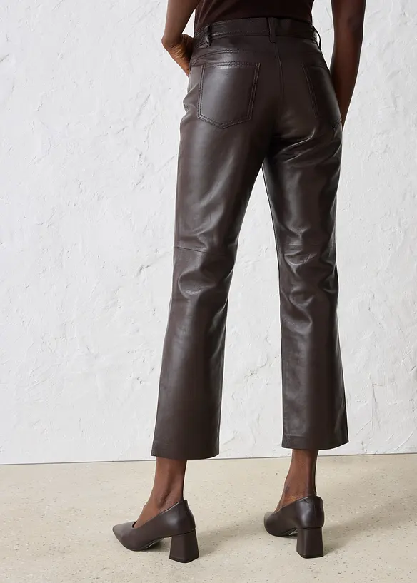 Lammnappa-Lederhose in braun von hinten - bonprix