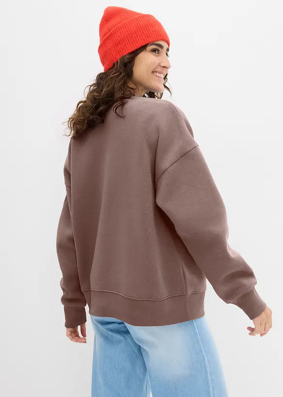 Oversize-Sweatshirt in braun von hinten (im Anschnitt) - bonprix Oversize-Sweatshirt in braun von hinten (im Anschnitt) - bonprix