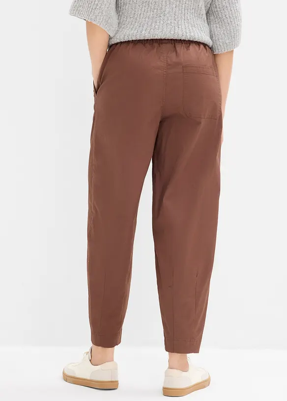 Twill-Barrel-Hose mit Bequembund aus Baumwoll-Mix in braun von hinten - bonprix Twill-Barrel-Hose mit Bequembund aus Baumwoll-Mix in braun von hinten - bonprix