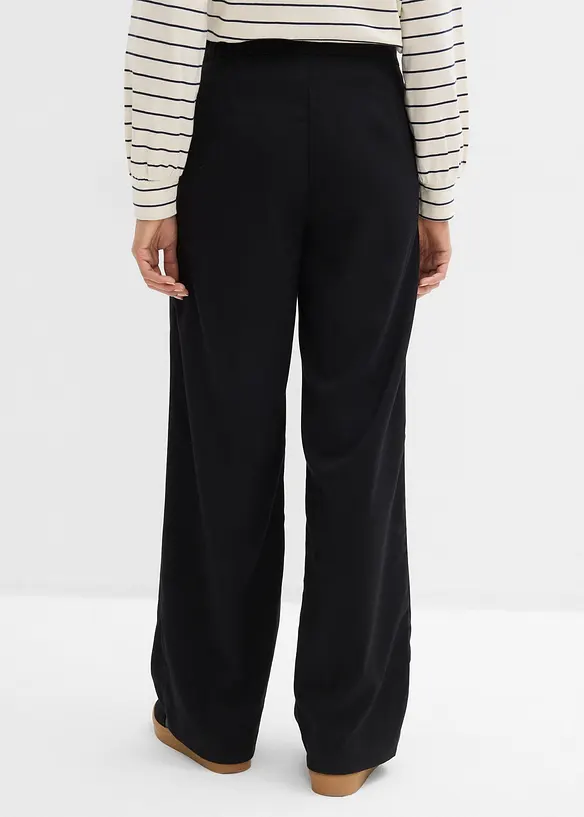 Bundfaltenhose aus softem Viskose-Mix in schwarz von hinten - bonprix