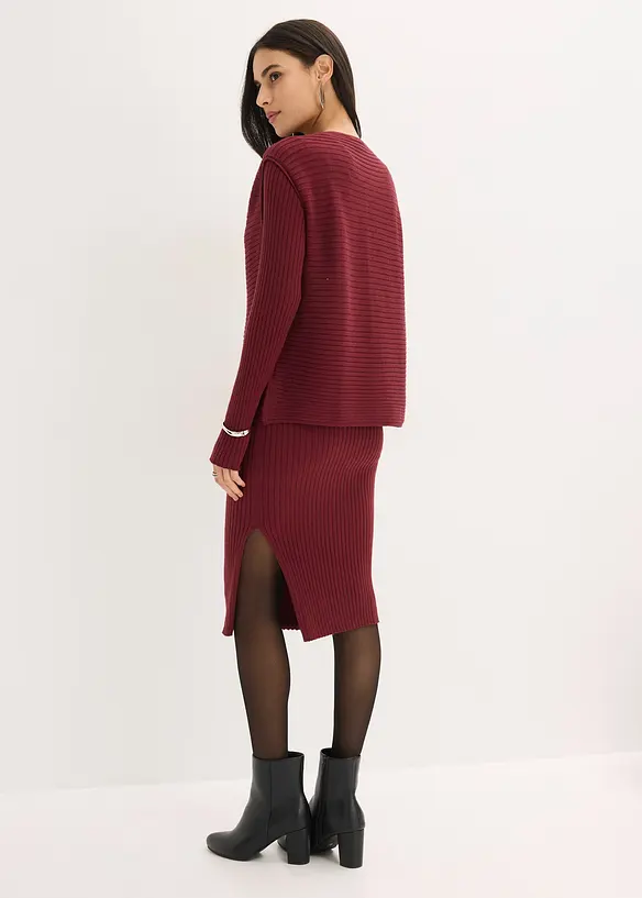Strickkleid und Pullunder (2-tlg.Set) in rot von hinten (Totalaufnahme) - bonprix