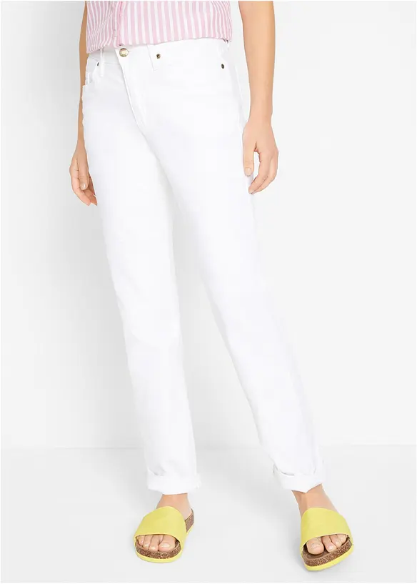 Mom Jeans Mid Waist, long in weiß von vorne - bonprix