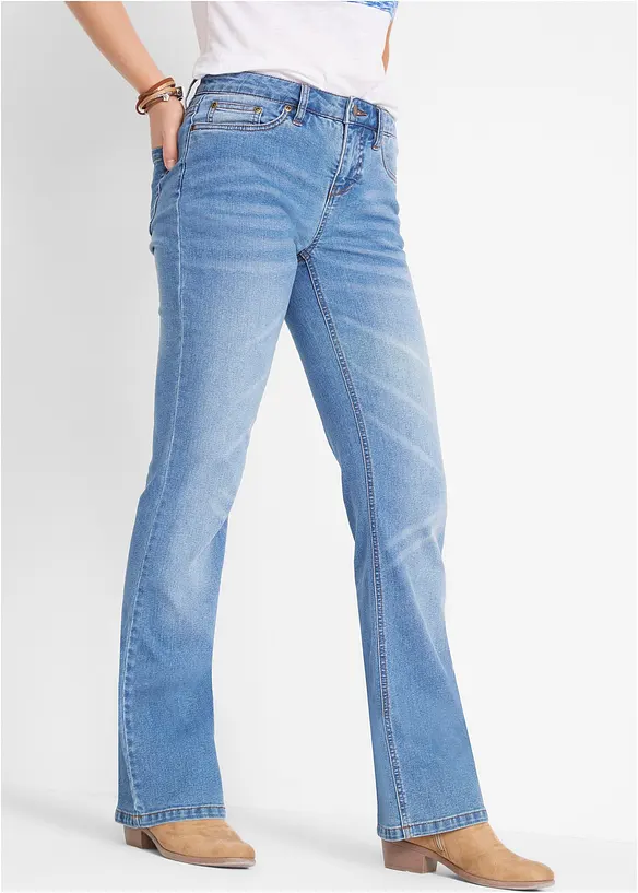 Bootcut-Jeans Mid Waist in blau von vorne - bonprix