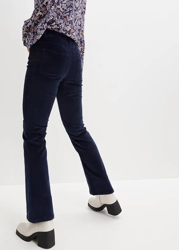 Bootcut-Cordhose aus Baumwoll-Mix in blau von hinten - bonprix Bootcut-Cordhose aus Baumwoll-Mix in blau von hinten - bonprix