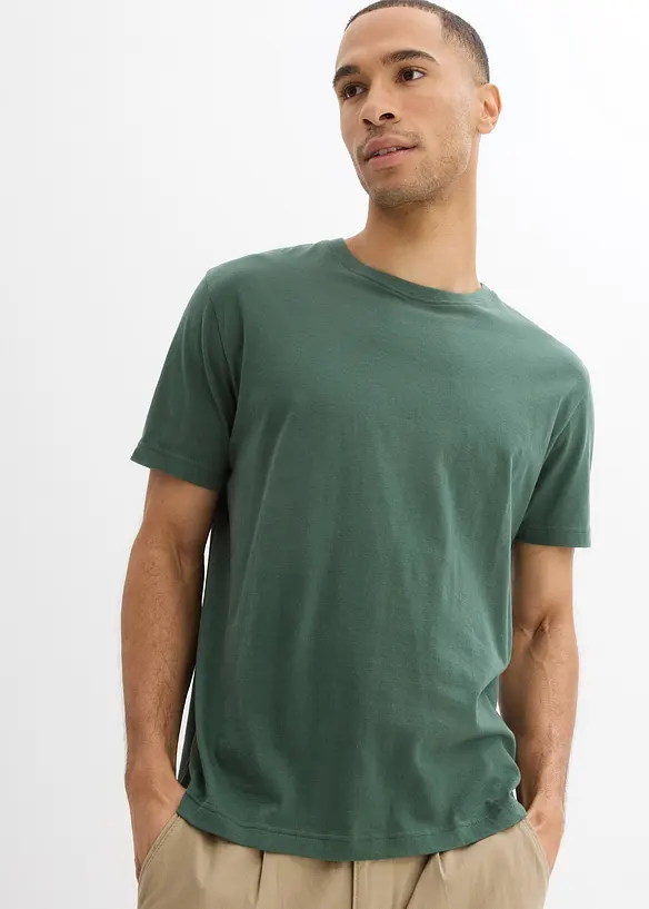 T-Shirt in Regular Fit (3er Pack) in grün von vorne (im Anschnitt) - bonprix