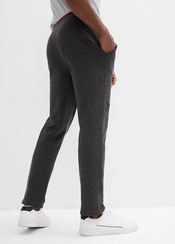 Jogginghose in Regular Fit in grau von hinten - bonprix