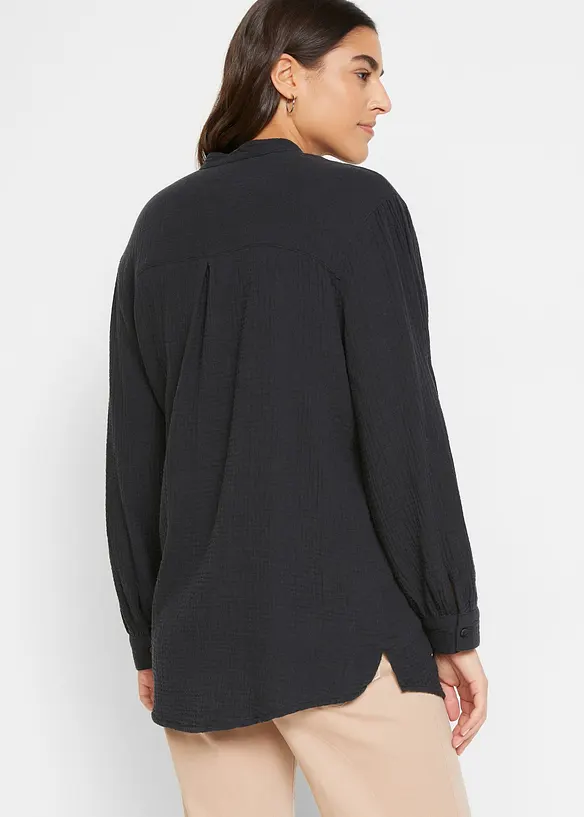 Musselin-Longbluse aus reiner Baumwolle in schwarz von hinten (im Anschnitt) - bonprix