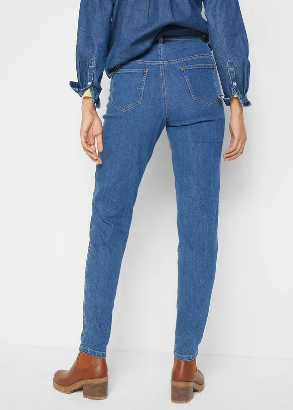 Mom Jeans High Waist, Stretch in blau von hinten - bonprix Mom Jeans High Waist, Stretch in blau von hinten - bonprix