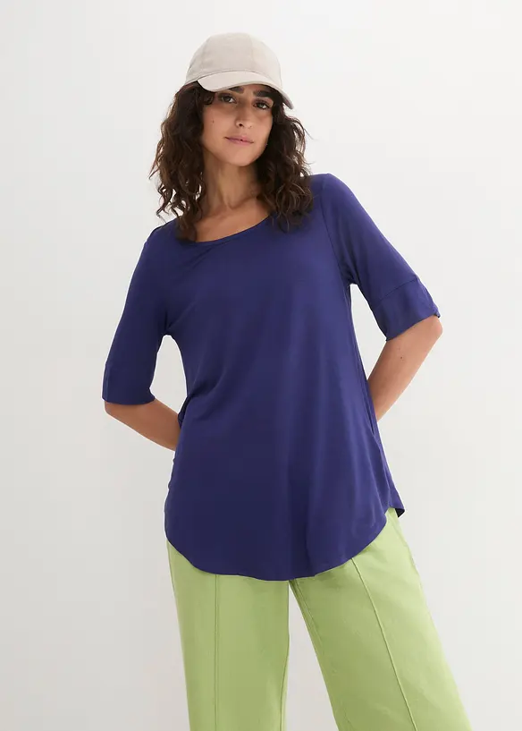 Long-Shirt aus softer Viskose in blau von vorne (im Anschnitt) - bonprix Long-Shirt aus softer Viskose in blau von vorne (im Anschnitt) - bonprix