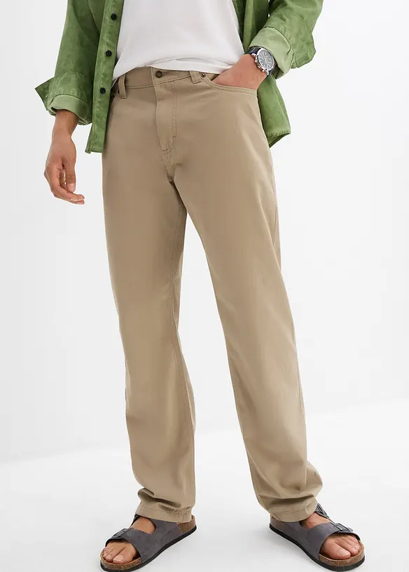 Regular Fit Twillhose aus reiner Baumwolle, Straight in grün von vorne - bonprix