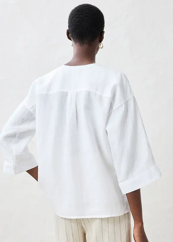 Oversize-Bluse aus reinem Leinen in weiß von hinten (im Anschnitt) - bonprix