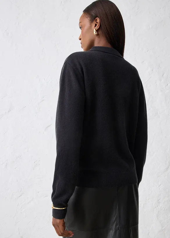Cashmerepullover mit Good Cashmere Standard®-Anteil in schwarz von hinten (im Anschnitt) - bonprix Cashmerepullover mit Good Cashmere Standard®-Anteil in schwarz von hinten (im Anschnitt) - bonprix