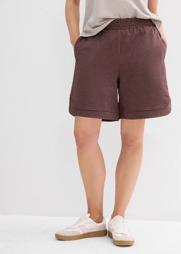 Weite Sweat-Shorts  aus Baumwoll-Mix in braun von vorne - bonprix