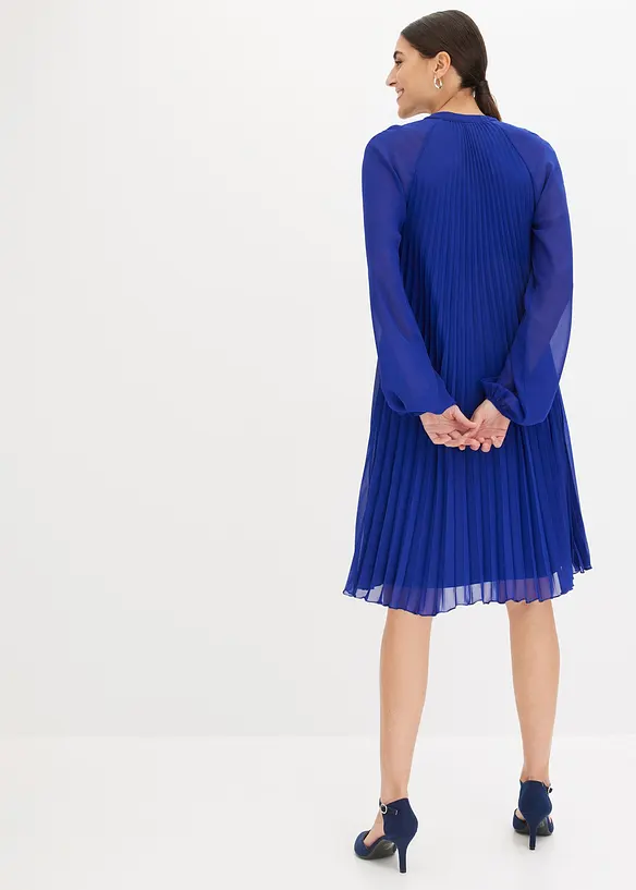 Minikleid aus feinem Chiffon mit Plisseé in blau von hinten (Totalaufnahme) - bonprix Minikleid aus feinem Chiffon mit Plisseé in blau von hinten (Totalaufnahme) - bonprix