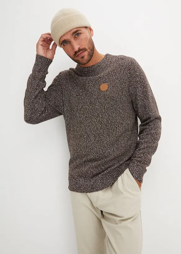 Feinstrickpullover in Regular Fit in braun von vorne (im Anschnitt) - bonprix