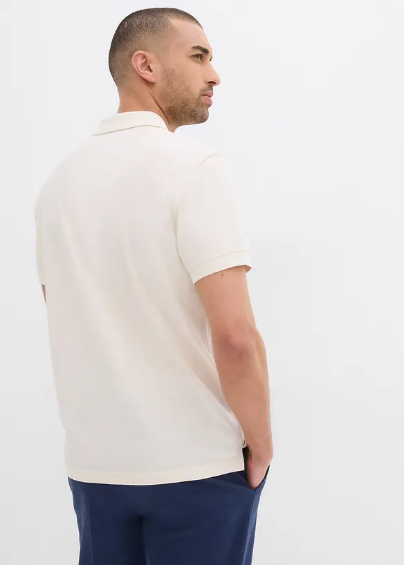 Piqué-Poloshirt aus reiner Bio-Baumwolle in beige von hinten (im Anschnitt) - bonprix