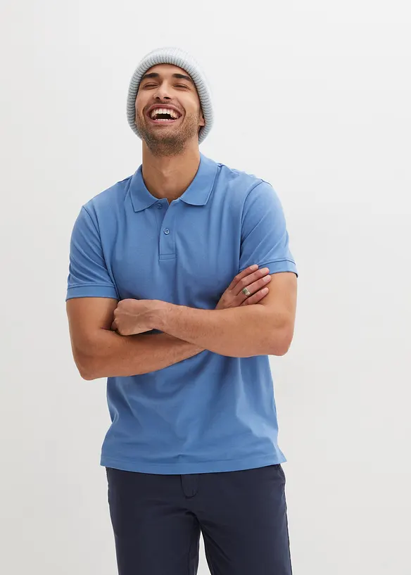 Piqué-Poloshirt aus reiner Bio-Baumwolle in blau von vorne (im Anschnitt) - bonprix
