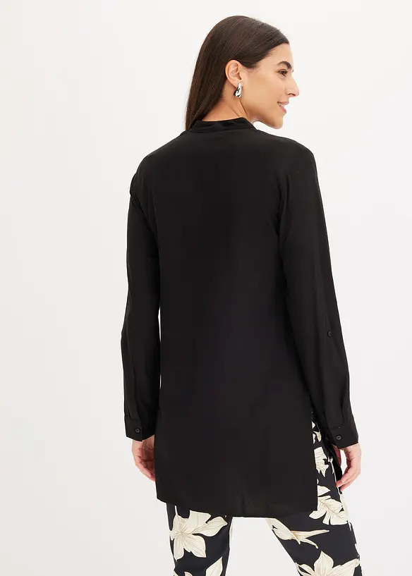 Longbluse aus fließender Viskose in schwarz von hinten (im Anschnitt) - bonprix