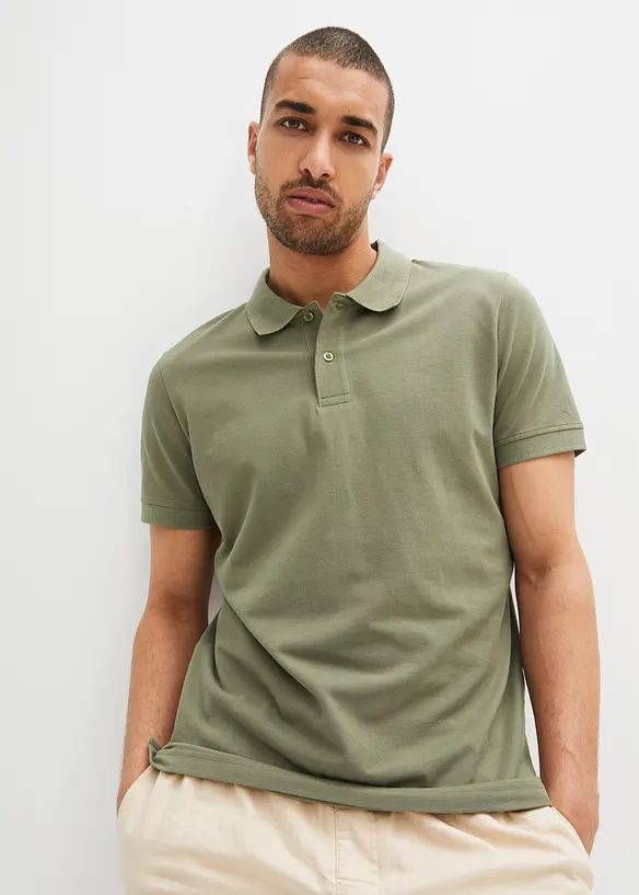 Piqué-Poloshirt aus reiner Bio-Baumwolle in grün von vorne (im Anschnitt) - bonprix