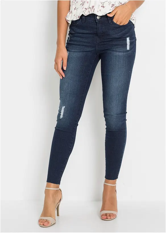 Skinny Jeans in blau von vorne - bonprix