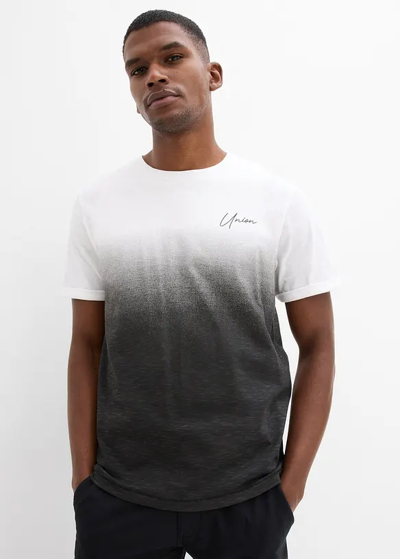 T-Shirt aus reiner Baumwolle, Slim Fit in schwarz von vorne (im Anschnitt) - bonprix