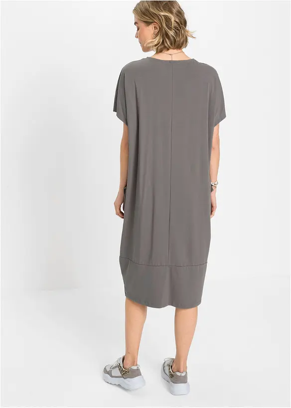 Jerseykleid mit Taschen in grau von hinten (Totalaufnahme) - bonprix Jerseykleid mit Taschen in grau von hinten (Totalaufnahme) - bonprix