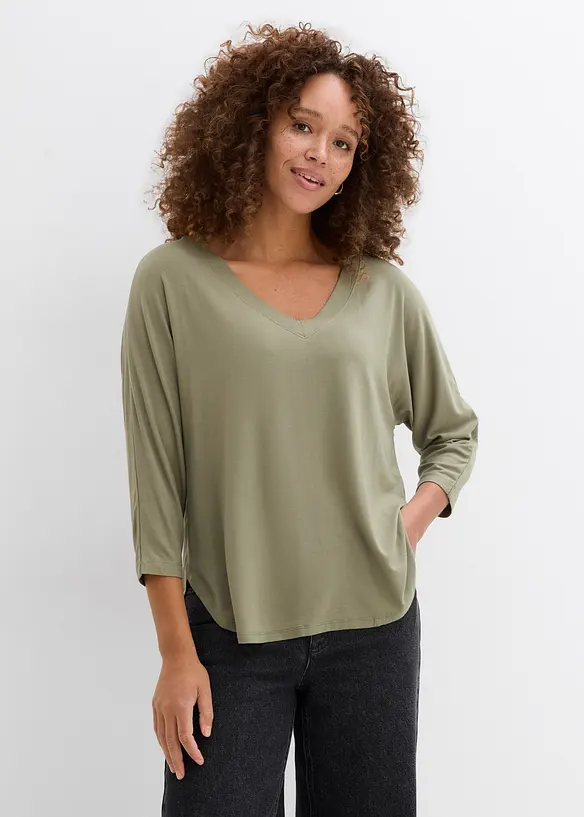 Shirt aus fließendem Viskose-Mix in grün von vorne (im Anschnitt) - bonprix Shirt aus fließendem Viskose-Mix in grün von vorne (im Anschnitt) - bonprix