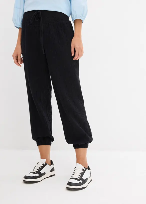 Musselin-Hose aus reiner Baumwolle in schwarz von vorne - bonprix Musselin-Hose aus reiner Baumwolle in schwarz von vorne - bonprix