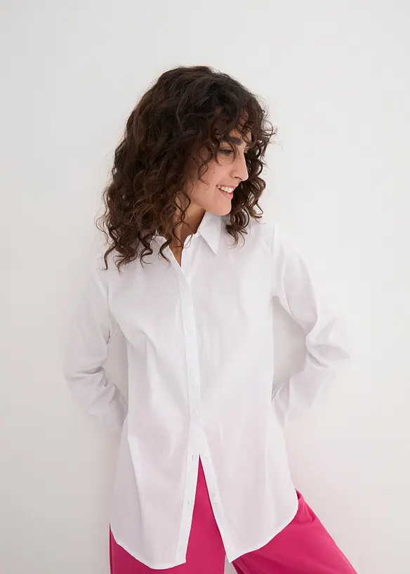 Hemdbluse aus festem Popeline in weiß von vorne (im Anschnitt) - bonprix