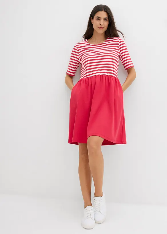 Shirtkleid aus reiner Baumwolle in rot von vorne (Totalaufnahme) - bonprix