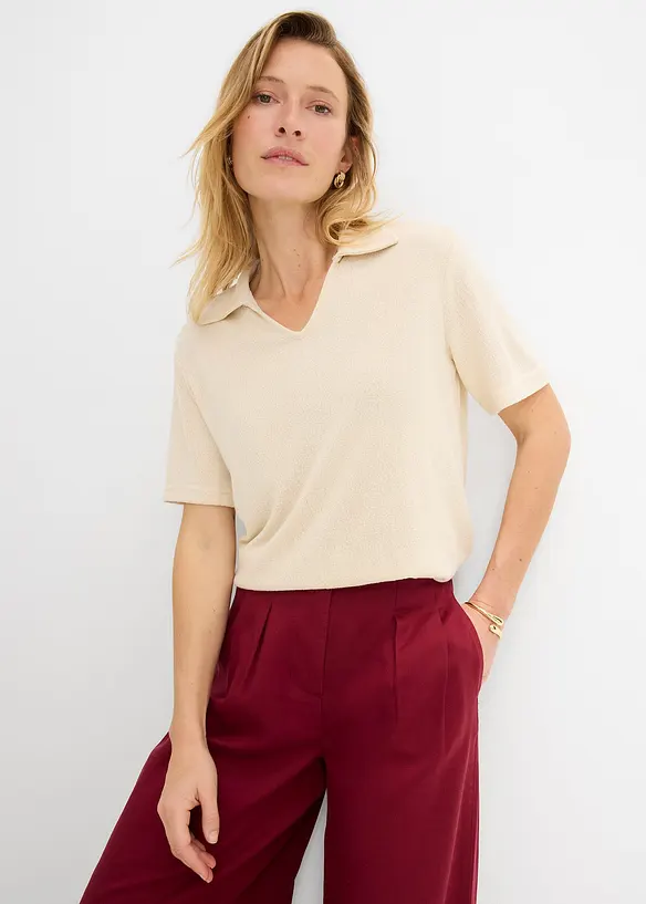 Poloshirt im Struktur-Material in beige von vorne (im Anschnitt) - bonprix Poloshirt im Struktur-Material in beige von vorne (im Anschnitt) - bonprix