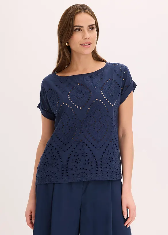 Shirt mit Lochspitze in blau von vorne (im Anschnitt) - bonprix Shirt mit Lochspitze in blau von vorne (im Anschnitt) - bonprix