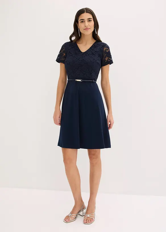 Minikleid mit Spitze und Gürtel in blau von vorne (Totalaufnahme) - bonprix Minikleid mit Spitze und Gürtel in blau von vorne (Totalaufnahme) - bonprix