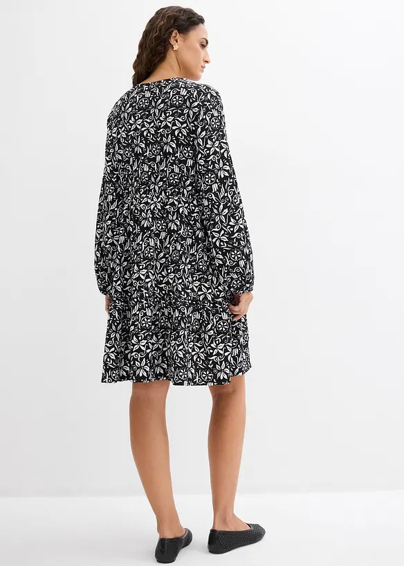 Tunika-Kleid aus leichtem Crêpe in schwarz von hinten (Totalaufnahme) - bonprix