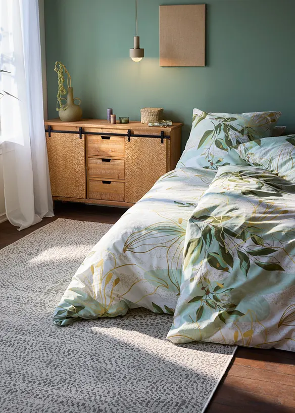 Diese Bettwäsche mit Blüten bringt blühende Eleganz ins Schlafzimmer
