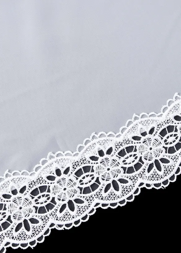 Scheibengardine mit Spitzenkante mit recyceltem Polyester in weiß (Detailaufnahme) - bonprix