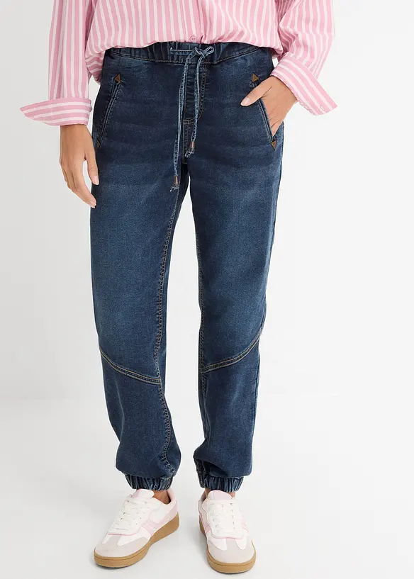 Jogg Jeans Mid Waist, stretch in blau von vorne - bonprix Jogg Jeans Mid Waist, stretch in blau von vorne - bonprix