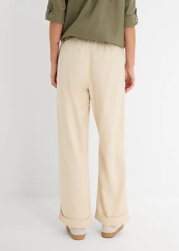 Verkürzte Utility Hose in beige von hinten - bonprix