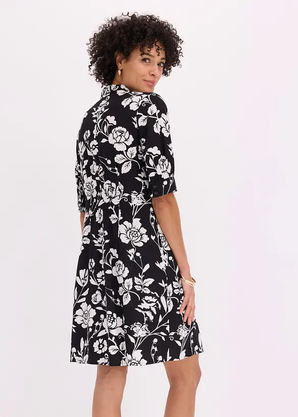 Blusenkleid aus fließender Viskose in schwarz von hinten (Totalaufnahme) - bonprix