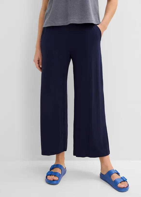 Jersey-Hose aus fließendem Viskose-Mix, 7-8-Länge in blau von vorne - bonprix