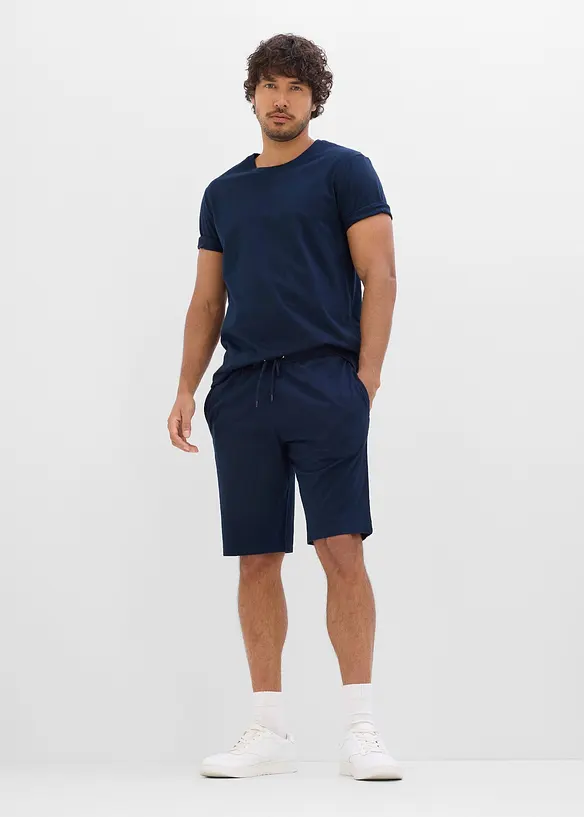 Muskelshirt, T-Shirt, 2x kurze Hose (4-tlg.Set) in blau von vorne (Totalaufnahme) - bonprix