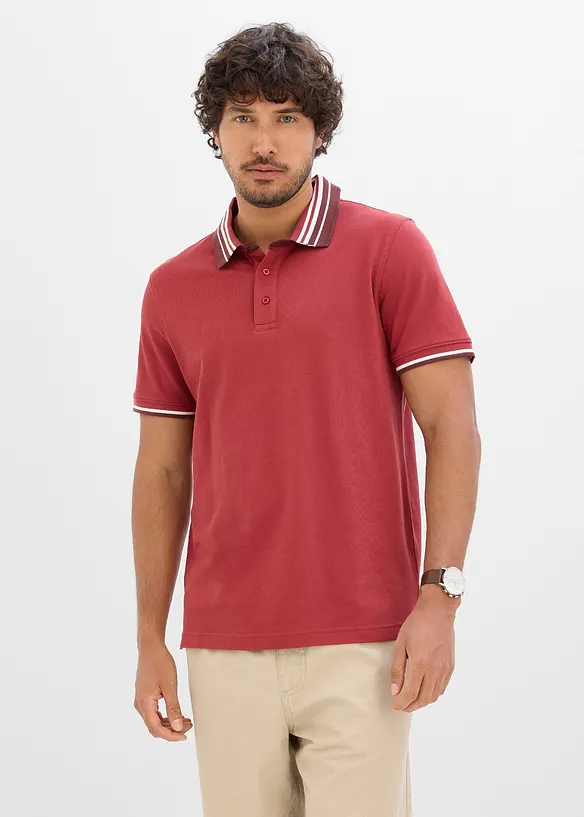 Poloshirt aus robustem Piqué in rot von vorne (im Anschnitt) - bonprix